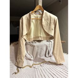 Beautiful Gold Jacket 🧡🧡