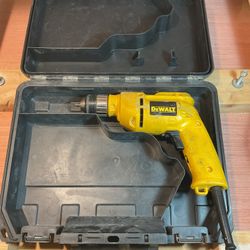 Dewalt 3/8” variable speed drill, corded (Model DW100)