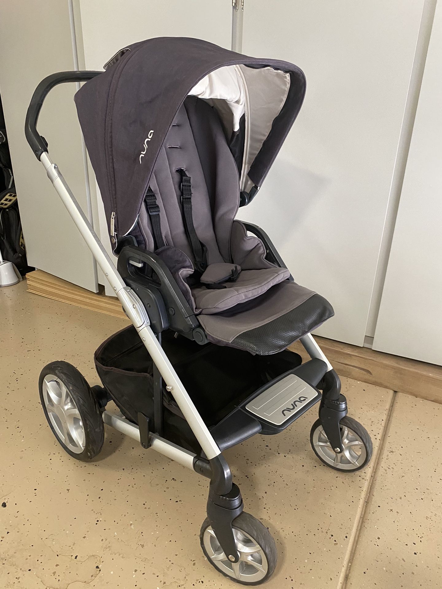 Nuna Mixx stroller