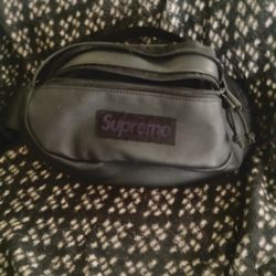 Supreme Fanny Pack Lightly Used
