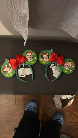 Xmas EarsMinnie And Mickey