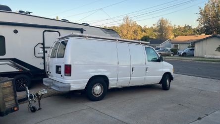 2002 Ford E-150