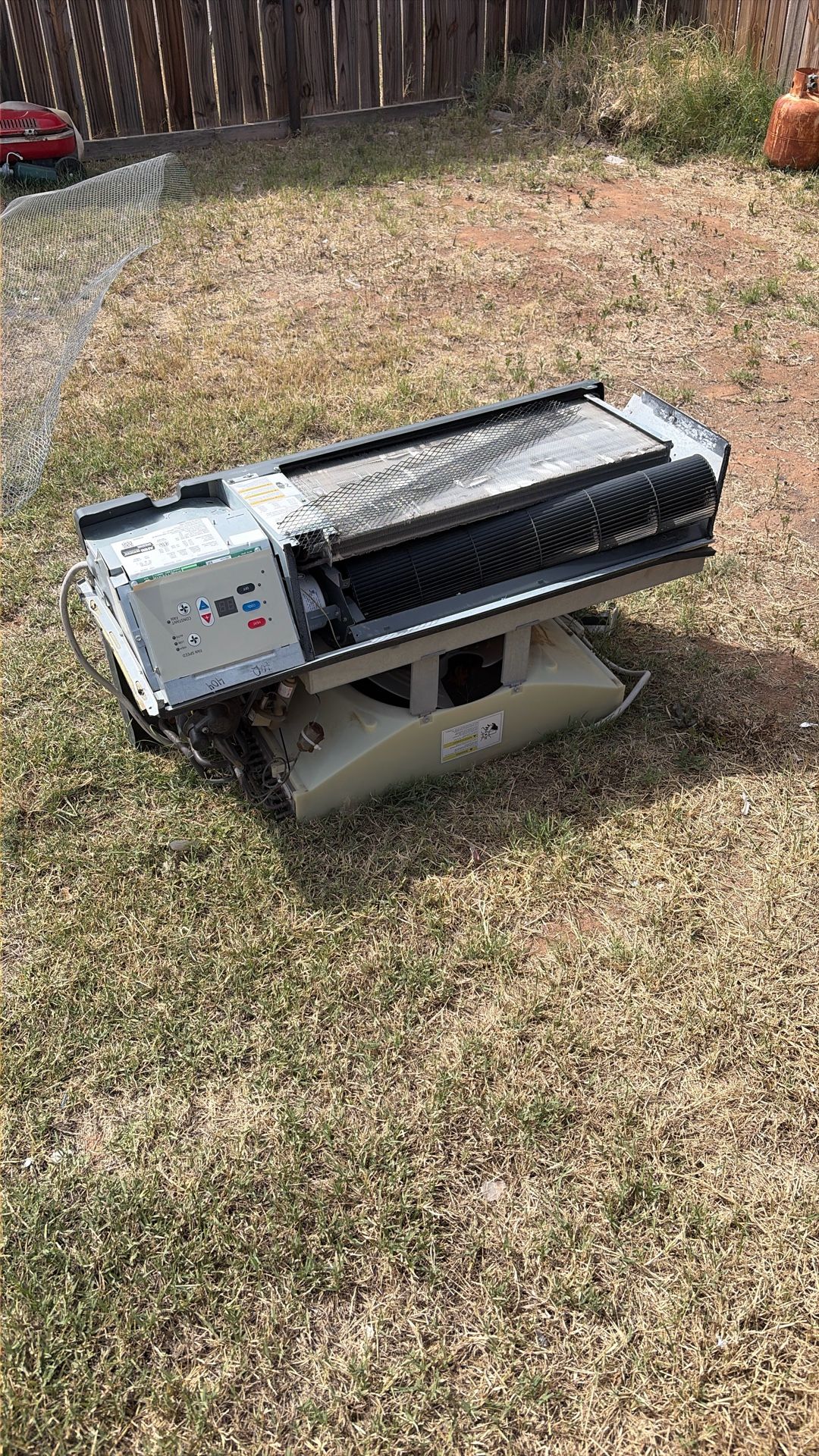 Air conditioner from hotel, ready to use just need to fix the scroll cage