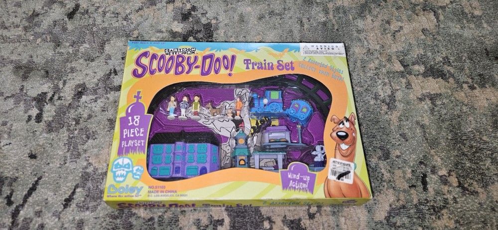 NIB Vintage 1999 SCOOBY DOO Haunted Toy Train Set Cartoon Network 18 PC.
