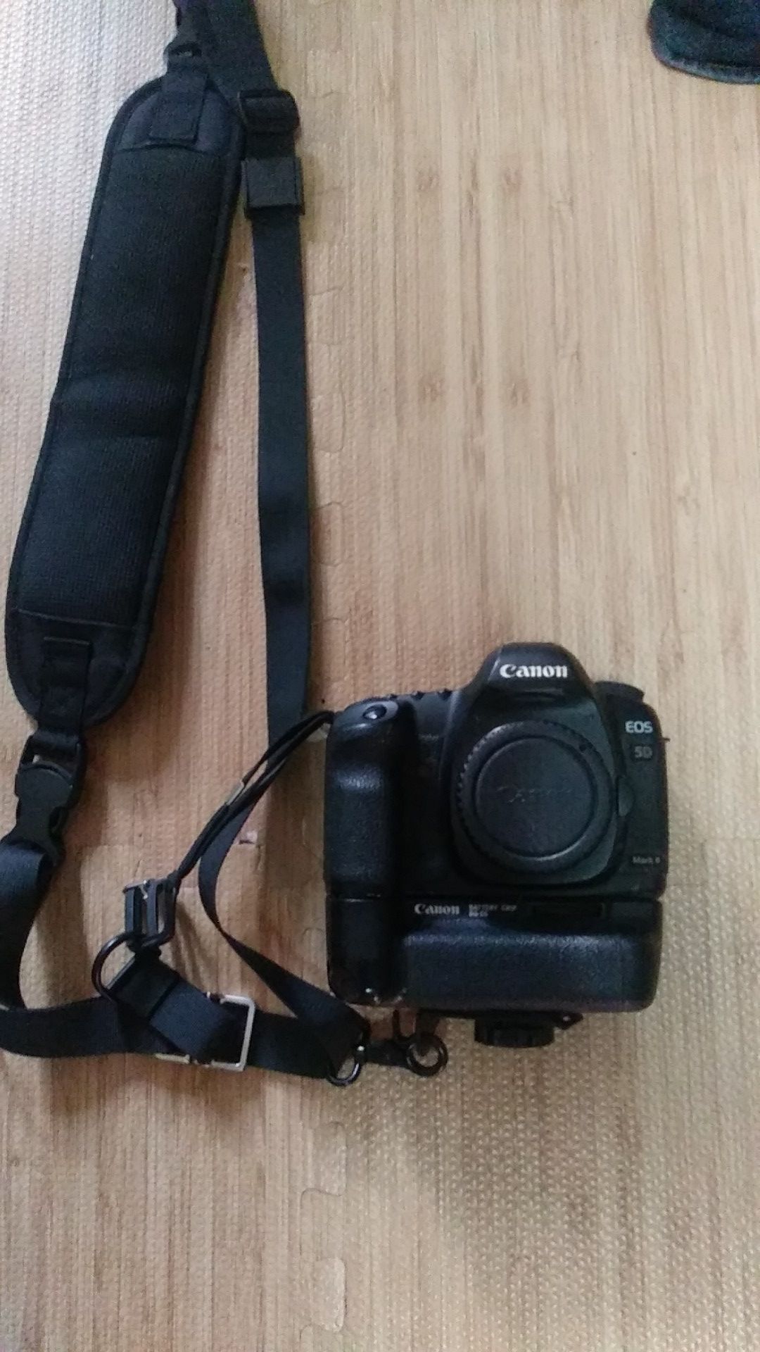 Canon 5d ii with battery grip 2 batteries and Magic Lantern