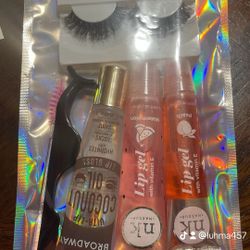 Lashes And Lipgloss 