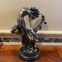 Dancing Woman Sculpture