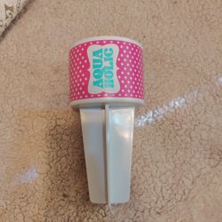BRAND NEW SAND KOOZIE (BEACH CUP HOLDER FOR SAND)