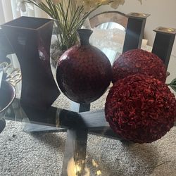 Red Vases And Red Flower Sphere Decor 