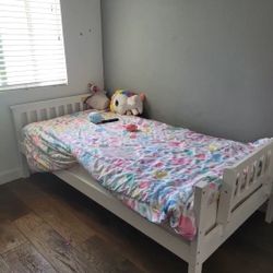Bed Frame And Twin Mattress 