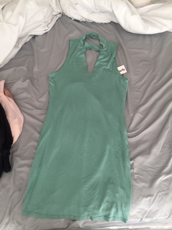 Cute dresses sz large