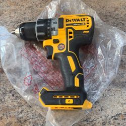 DEWALT 20V MAX XR Cordless Brushless 1/2 in. Drill/Driver (Tool Only)