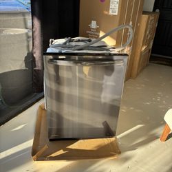 Frigidaire Dishwasher Black Stainless Steel 