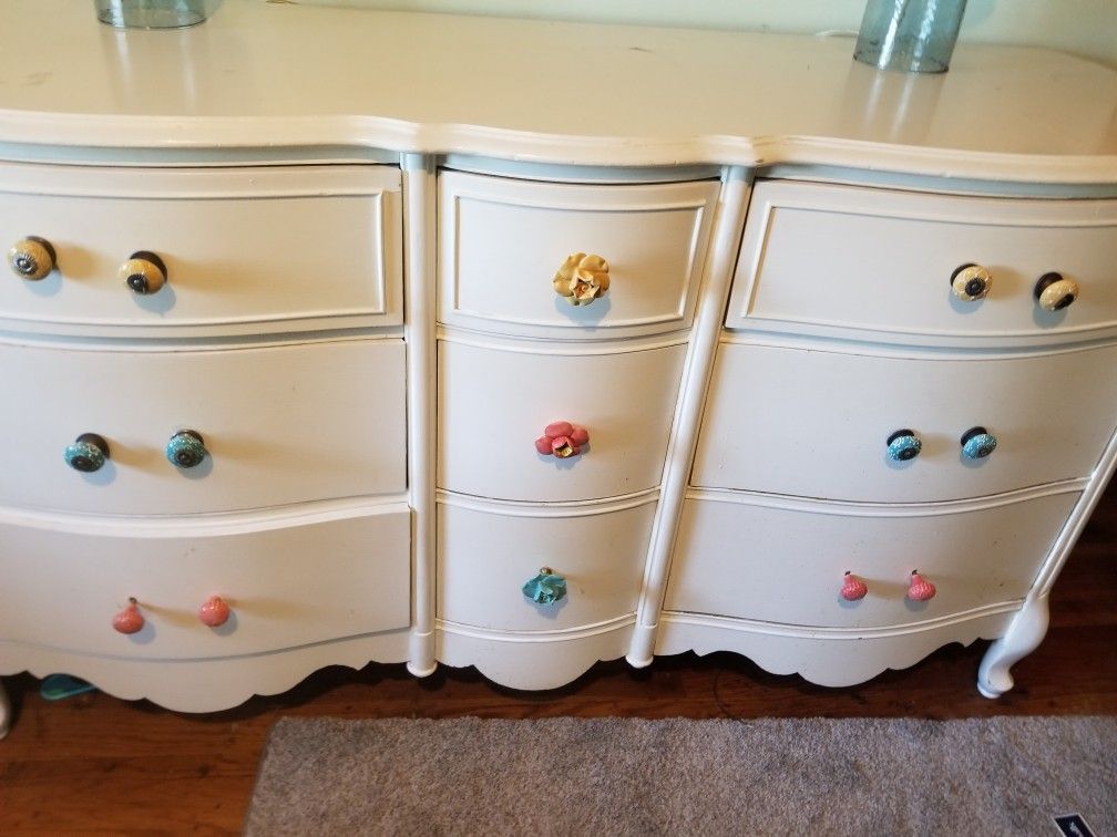 white bureau/ dresser with pottery barn knobs