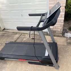 Proform 505 discount treadmill for sale