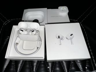 Apple AirPod PRO 2nd Gen MagSafe Charging Case