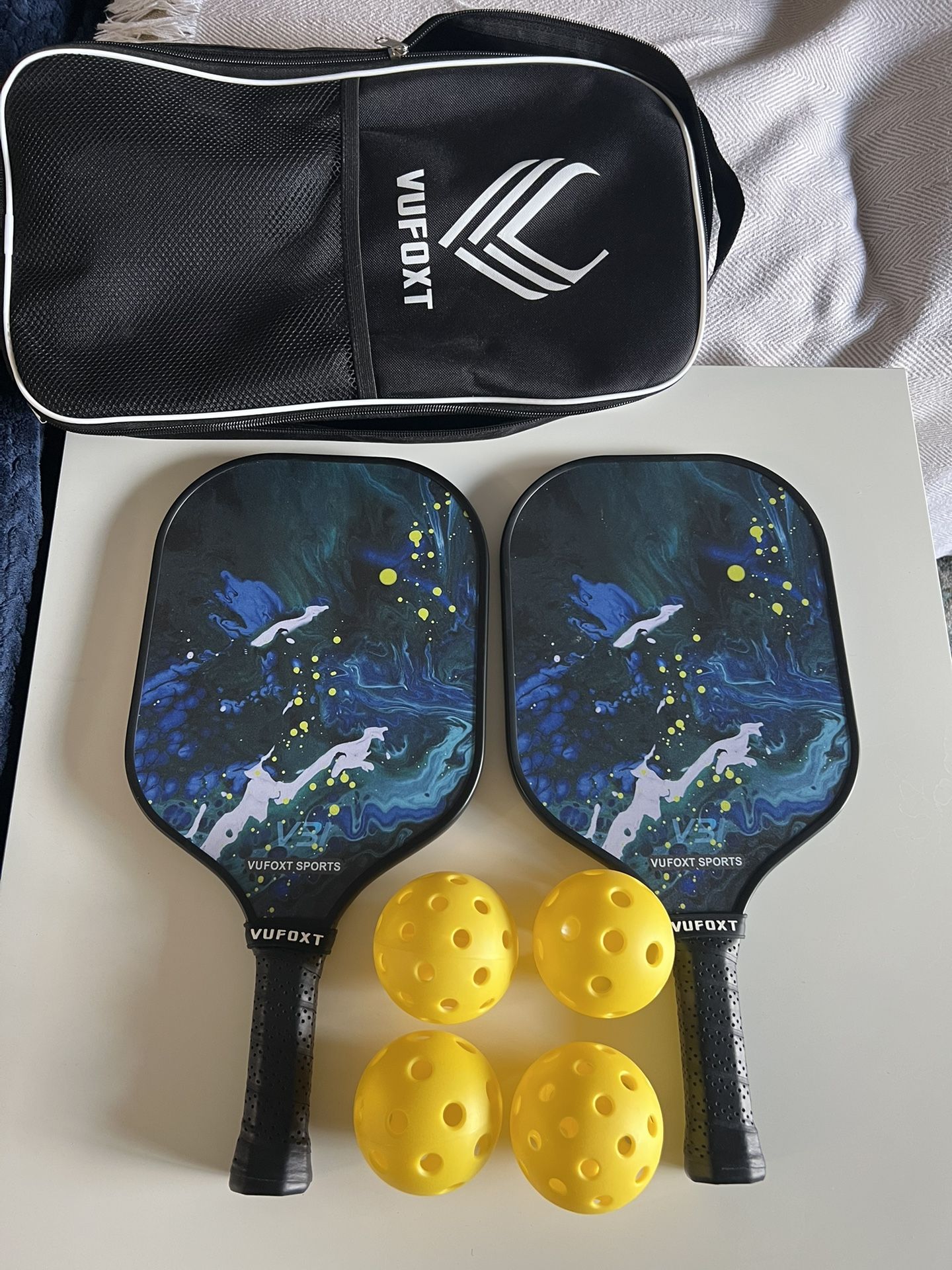 VUFOXT Pickleball Paddles Set of 2