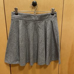 H&M Divided Gray Casual A Line Skirt Small