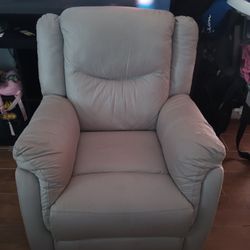 Semi New Reclining Light Gray Chair 