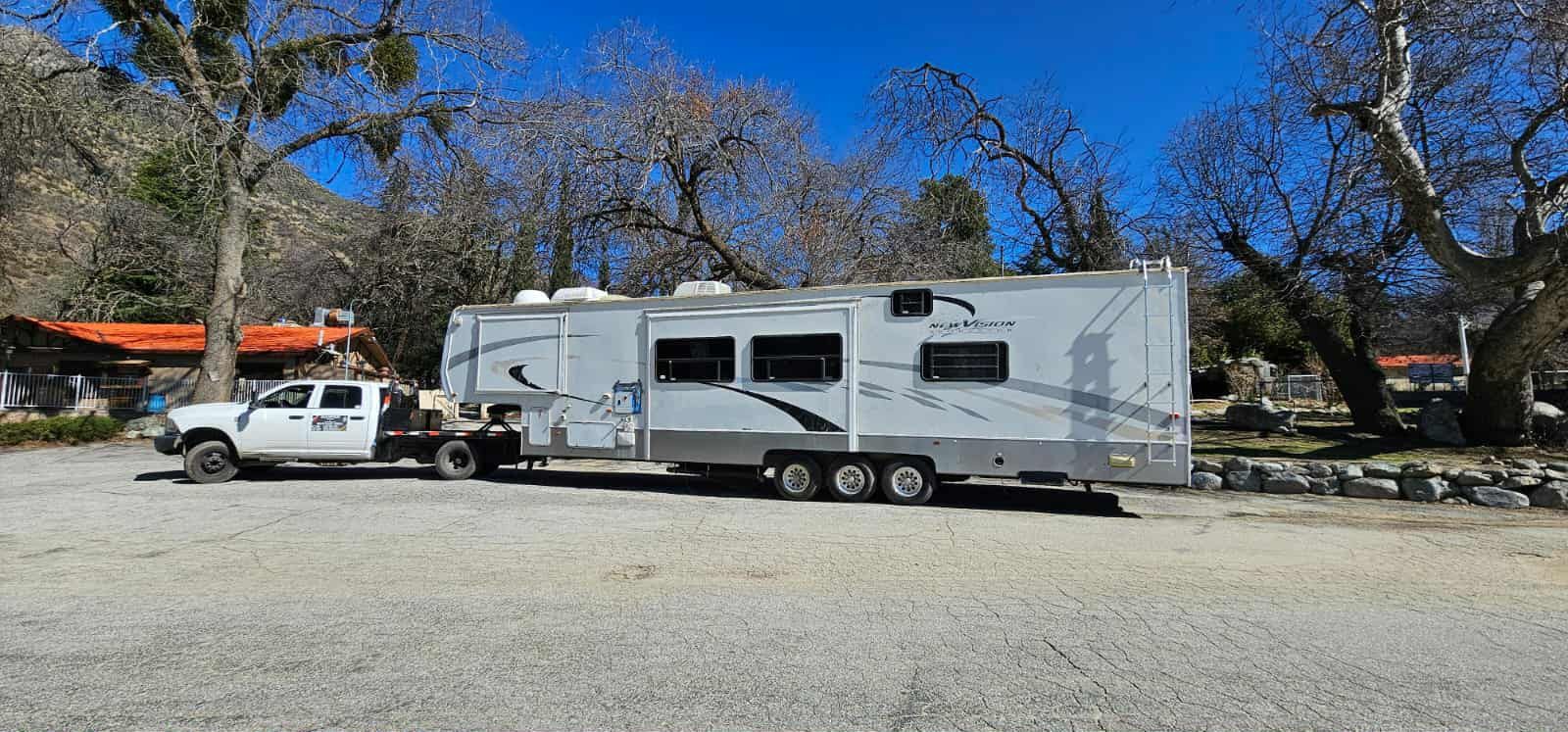 5th wheels motorhome trailers
