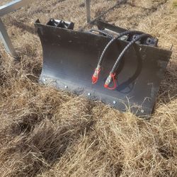 Mini skid steer attachments