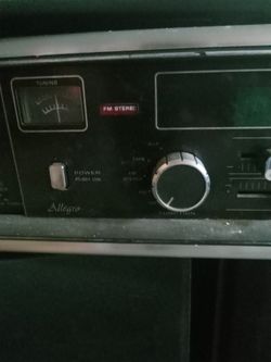 ZENITH 8 TTACK RADIO AND TUNER W/ 2 SPEAKERS