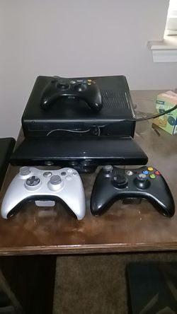 Old School XBox 360s and kinect bundle