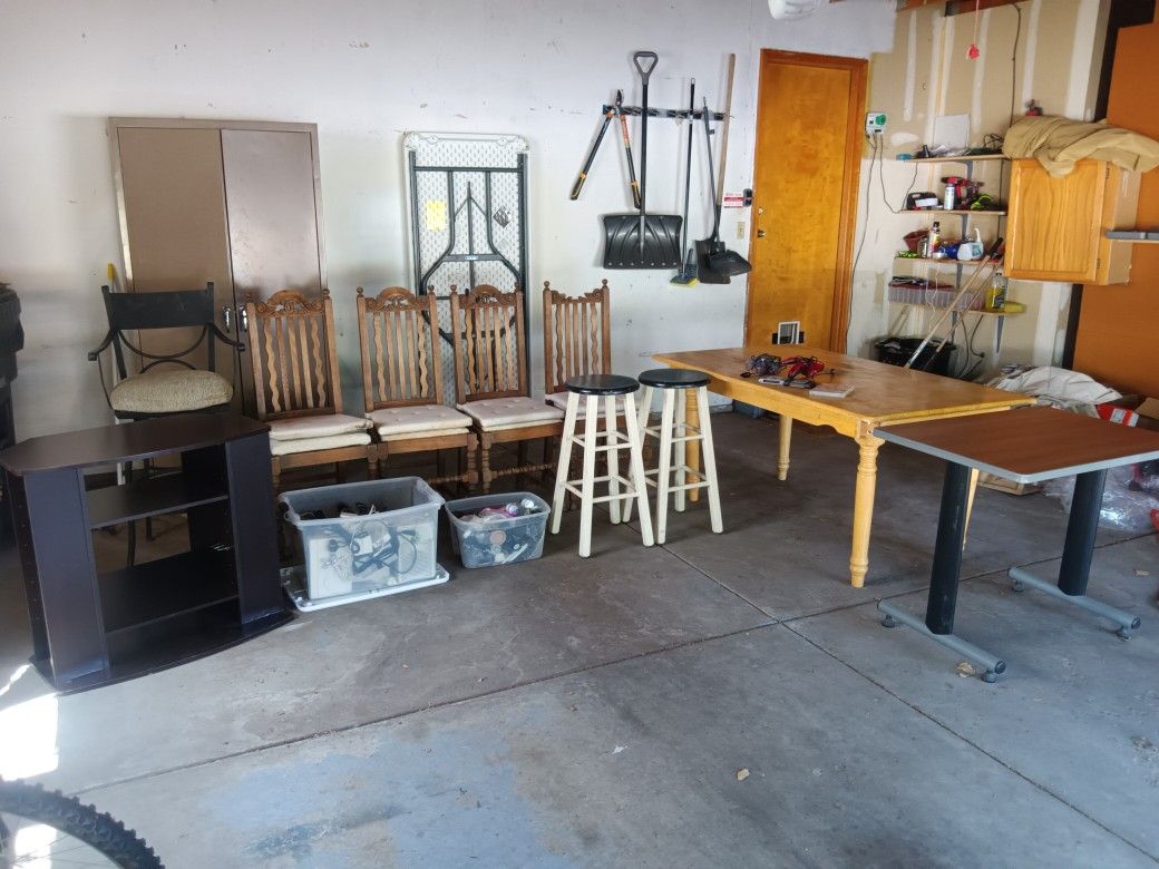 Wooden Dining Table Chairs Computer Desk Speakers Bar Stools N64 Stuff