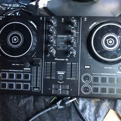 Dj Equipment 