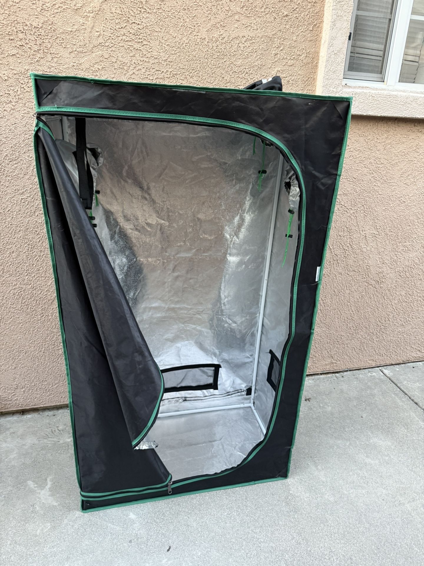 Grow Tent