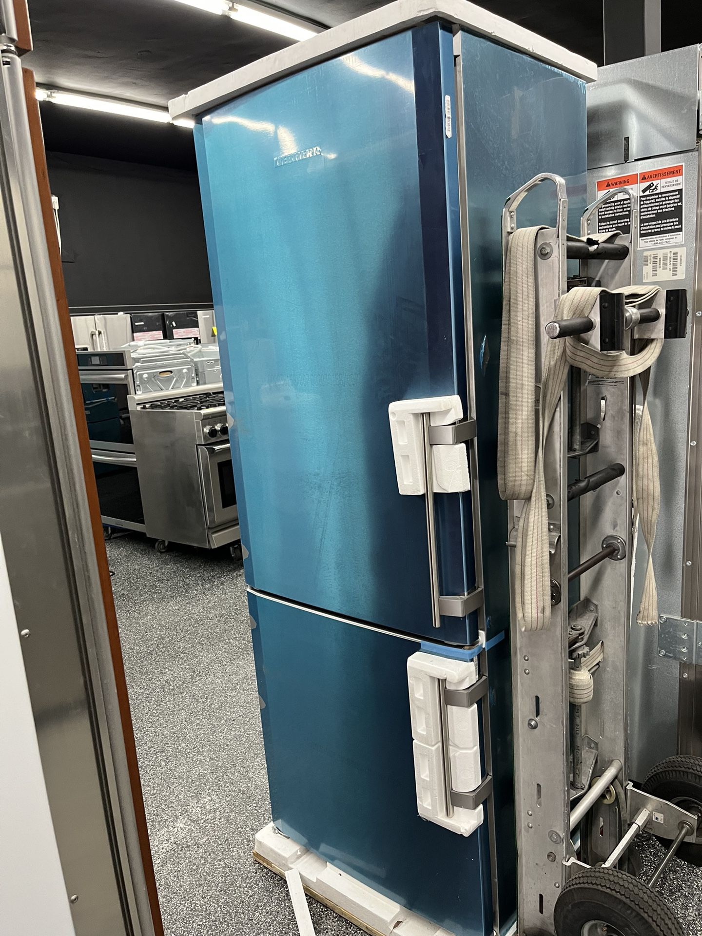 Liebherr Stainless Steel 30” Bottom Freezer Refrigerator