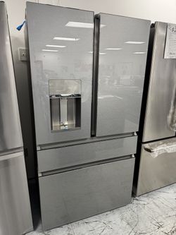 Café Counter Depth 4-door Refrigerator In platinum  Glass