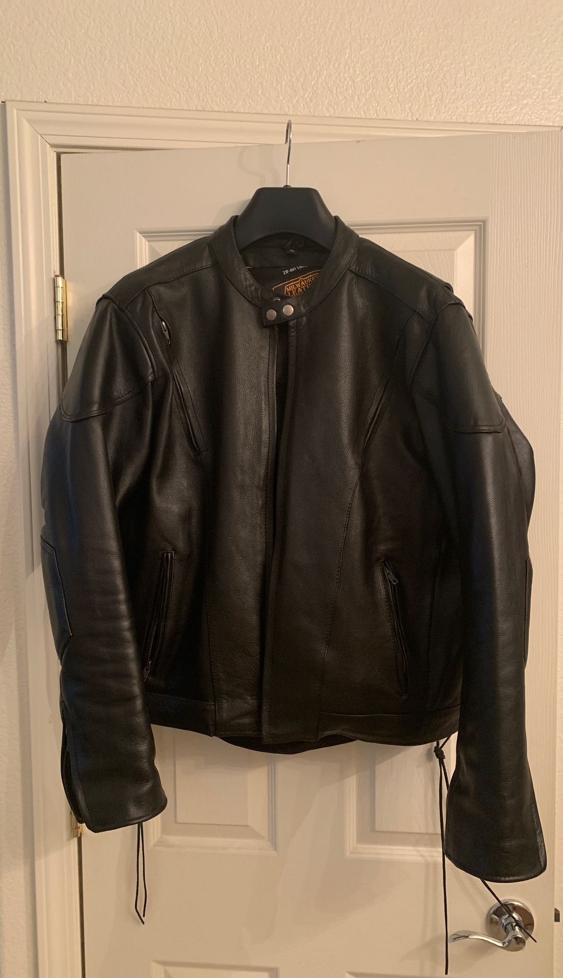 Harley Davidson cruiser size XL