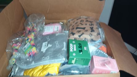 Amazon Dog Bundle . $ 120