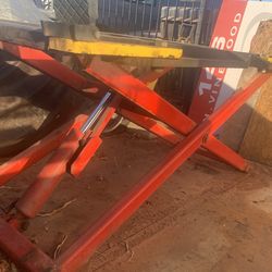 Scissors Lift ,made By Snap-on