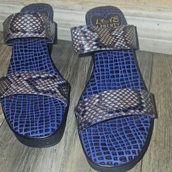 New Womens blue snake print sandals shoes size 10  Narrow  zapatos de mujer nuevos tamanio 10