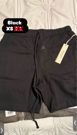 Essentials short