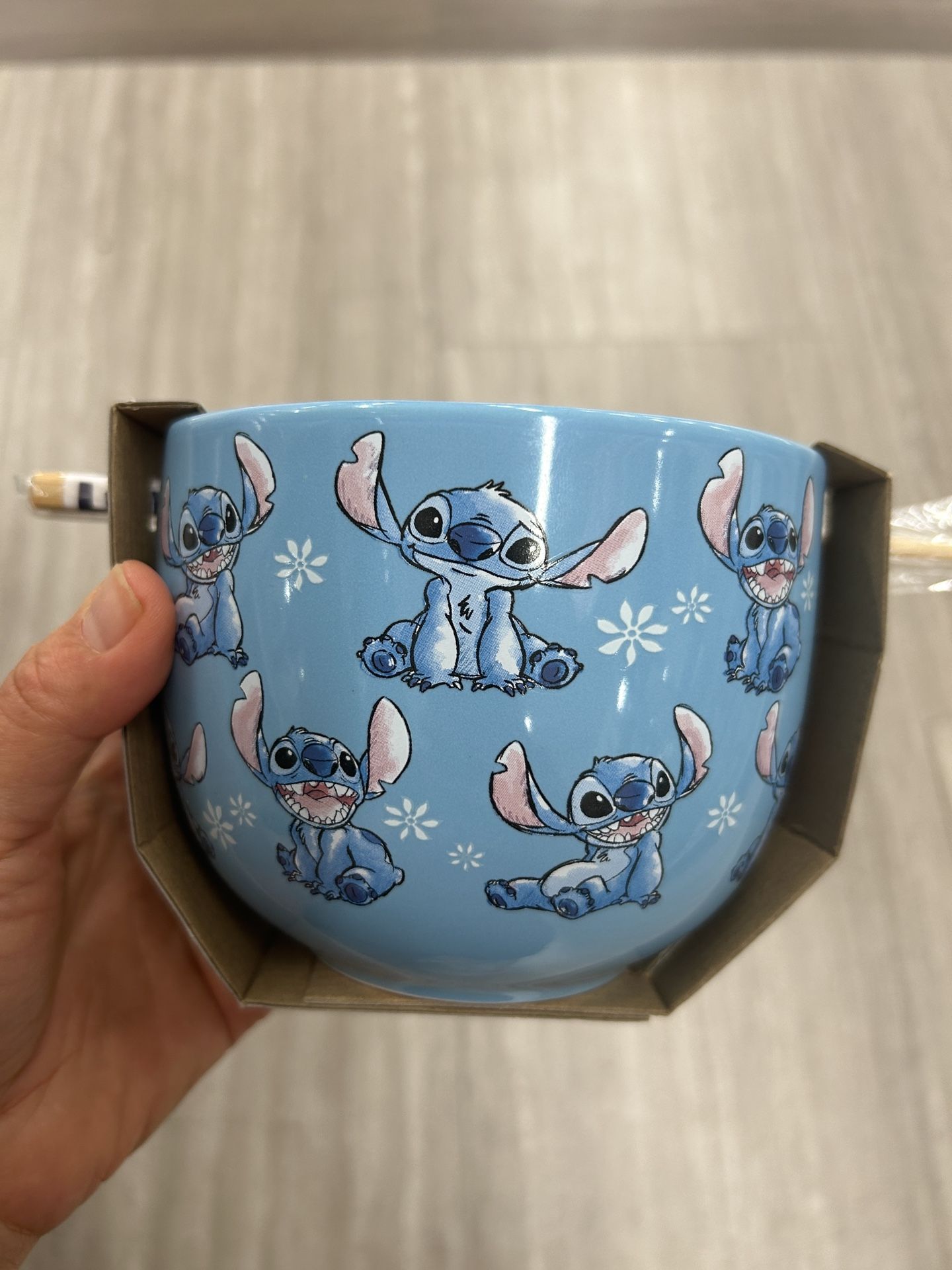 NWT Stitch Themed Bowl with Chopsticks set 20 oz