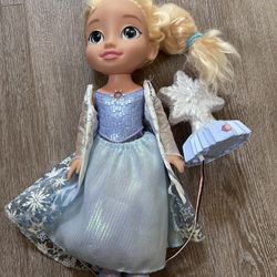Disney Frozen Northern Lights Elsa Doll 