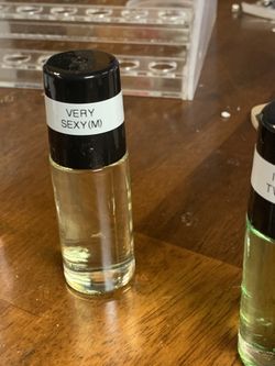 VS VERY SEXY (m) 1 oz rollon