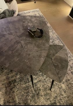 Set of 2 gray coffee table
