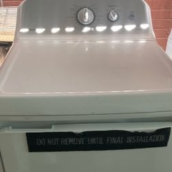 Electric Dryer,  New, Hotpoint 