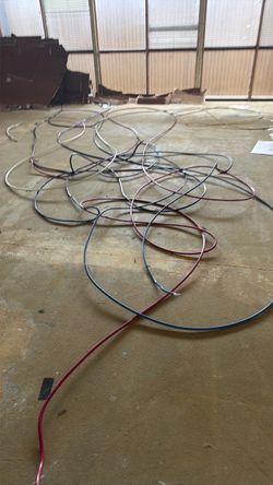 3/0 wire  750 feet
