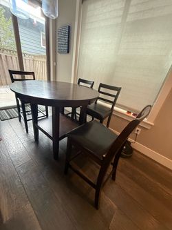 Bar-Height Kitchen Table & 4 Chairs
