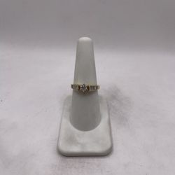 14kt Gold Diamond Engagement Style Ring 