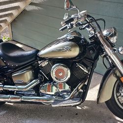 2005 Yamaha V star 1100