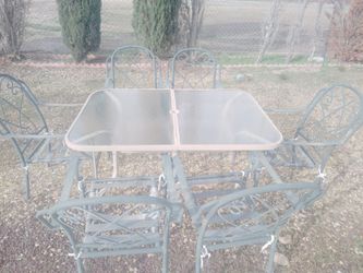 Lawn Patio Glass Table Umbrella Holder And 6 Metal Chairs