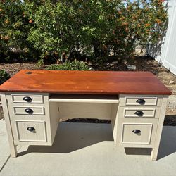 Free desk and box of Oxford Pendaflex folders,  heavy