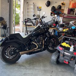 2020 Harley’ Davidson FXLRS