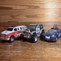 2008 Hasbro Tonka Fire Rescue White Red 911 SUV Electronic Lights and Sounds